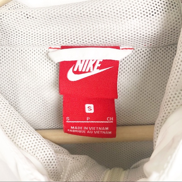 Nike Sportswear Windrunner Hooded Jacket Full Zip - Picture 5 of 11
